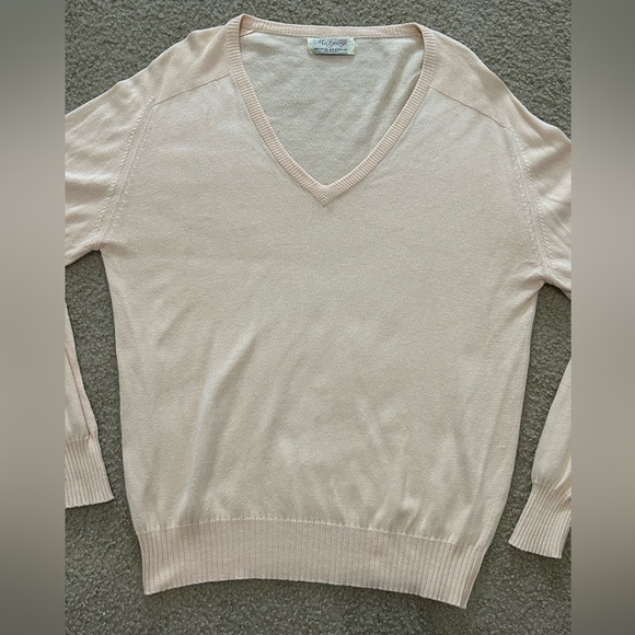 McGeorge of Dumfries Men’s 44 V-Neck Sweater - Picture 7 of 7